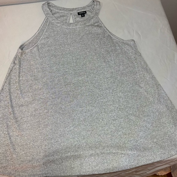 torrid Tops - Torrid Ribbed metallic tank top